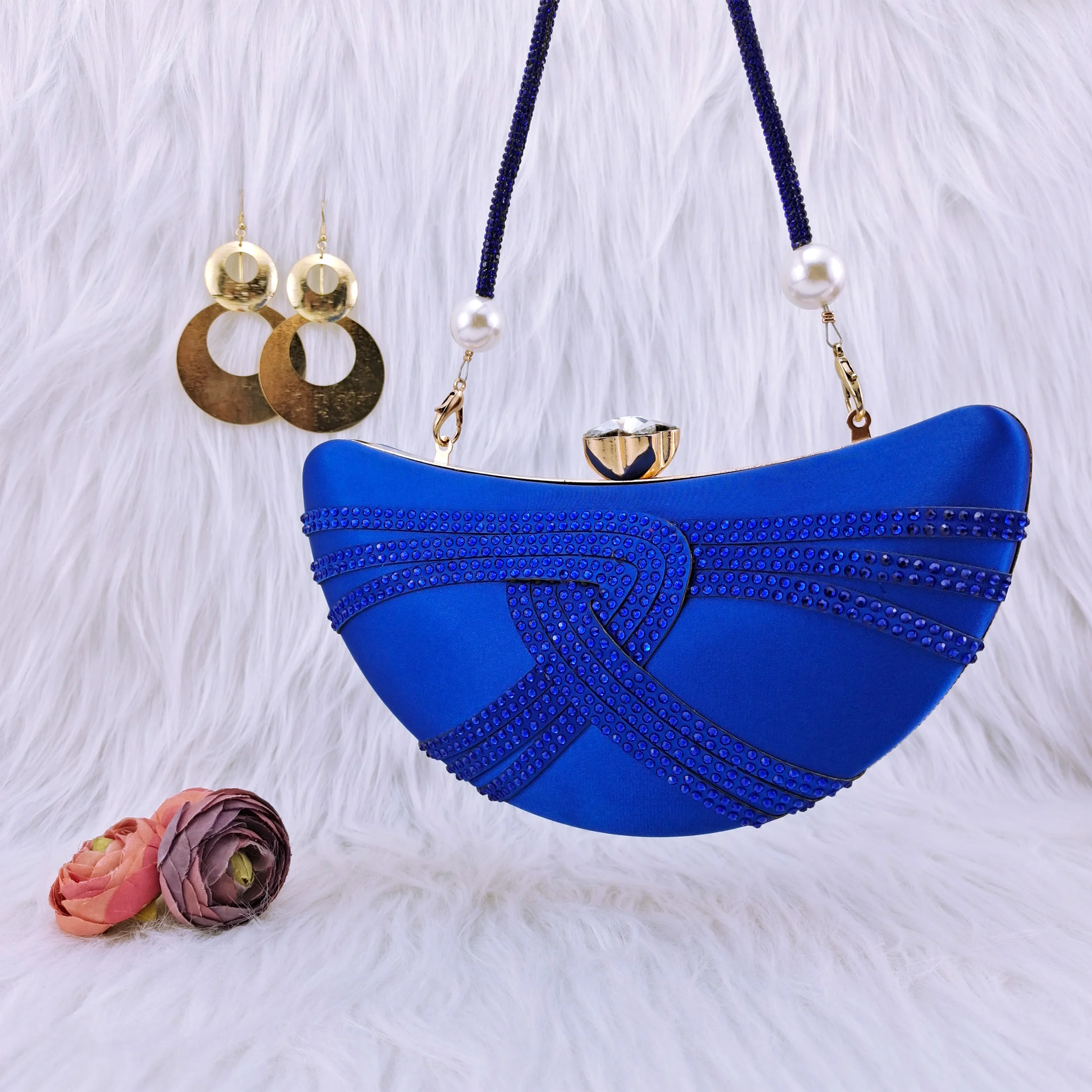 QSGFC's New R.Blue Flash Diamond Delicate High-heeled Shoes Are Comfortable To Wear Every Day Party Ladies Shoes And Bag