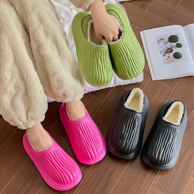 

Women's Slippers Winter New EVA Plush Platform Indoor Slides Fashion Outdoor Shallow Mules Simple Leisure Solid Color Patchwork