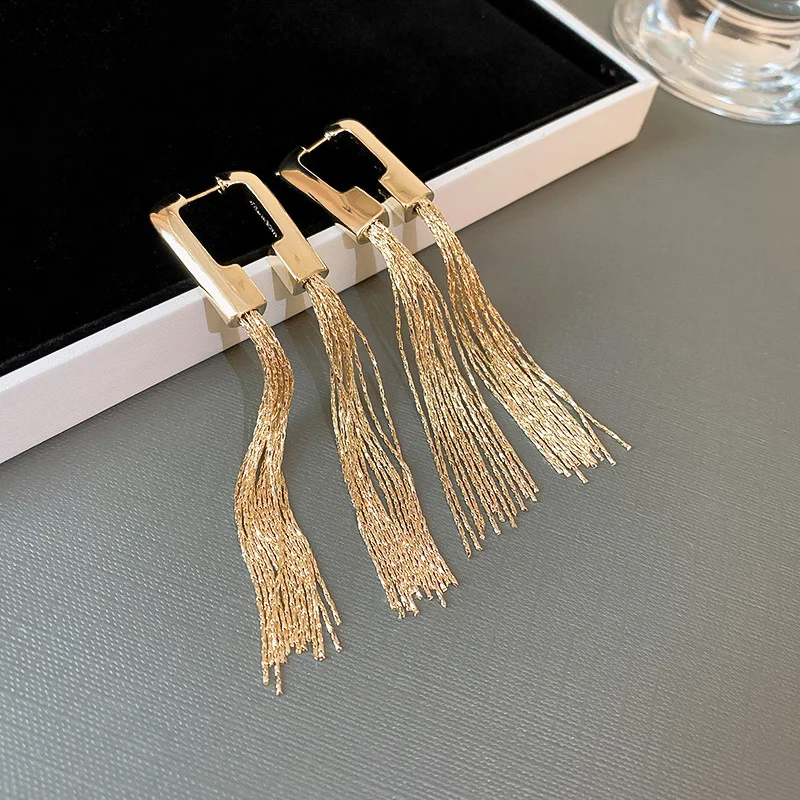 

KAITIN Square Tassel Earrings for Women Europe America Exaggerate Personality Women Earrings Wholesale Fashion Jewelry
