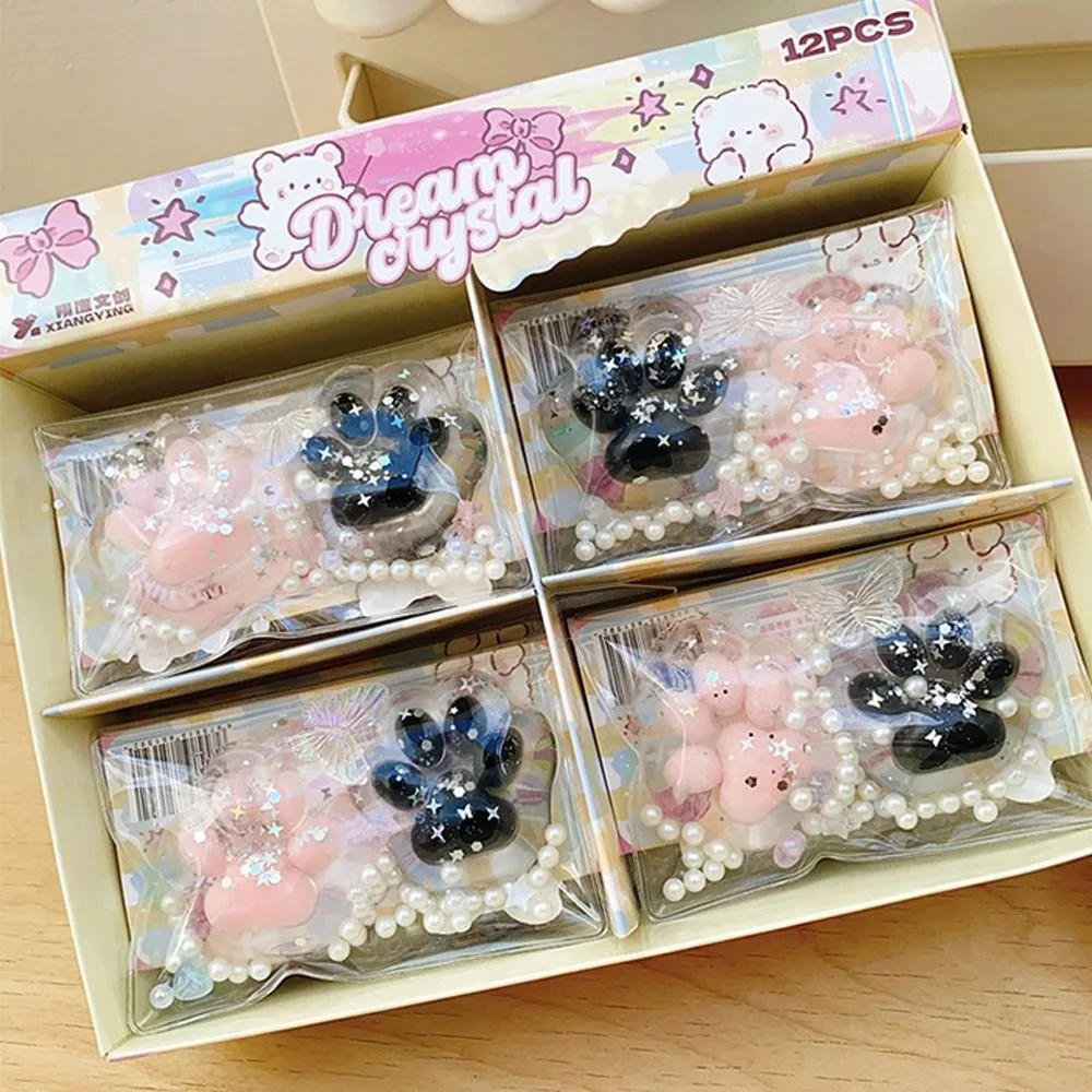 Мини-игрушка в виде кошачьей лапы