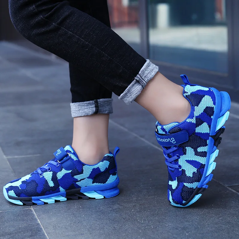 Spring and Autumn Flying Weave Camouflage Boys' and Pupils' Training Shoes Breathable Children's Running Shoes Sneakers
