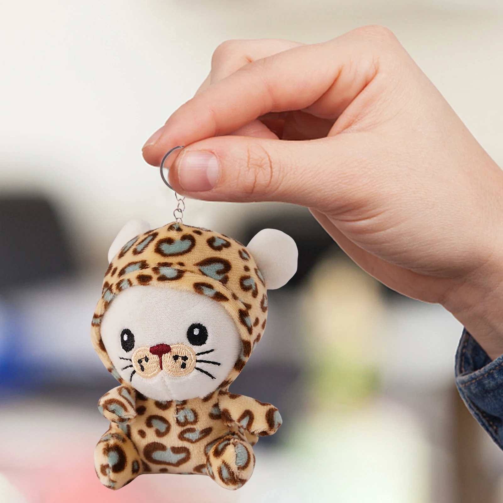 

Animal Plush KeyChains Cute Stuffed Little Tigers Key Chain Pendant Simulation Tiger Doll Plush ToysFor Children Gift Home Decor