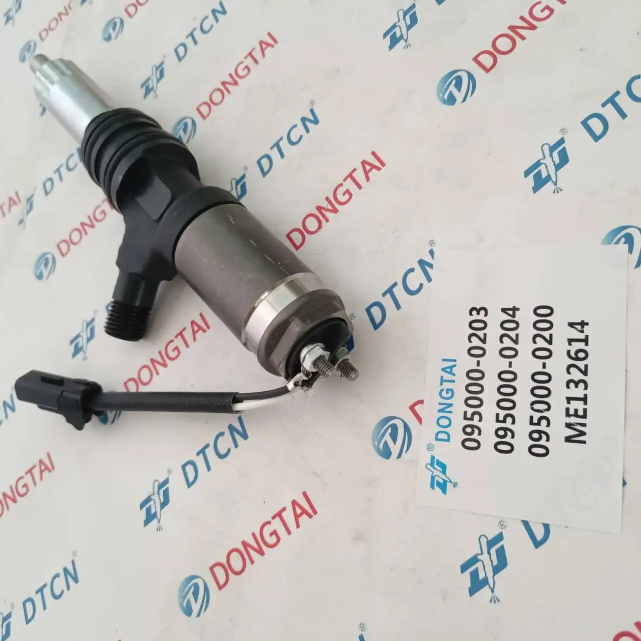 Common Rail 095000-0203 095000-0204 095000-0200 ME132614 ME302565