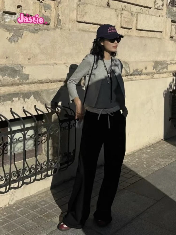 Женские спортивные брюки на шнуровке повседневные хлопковые составного кроя с