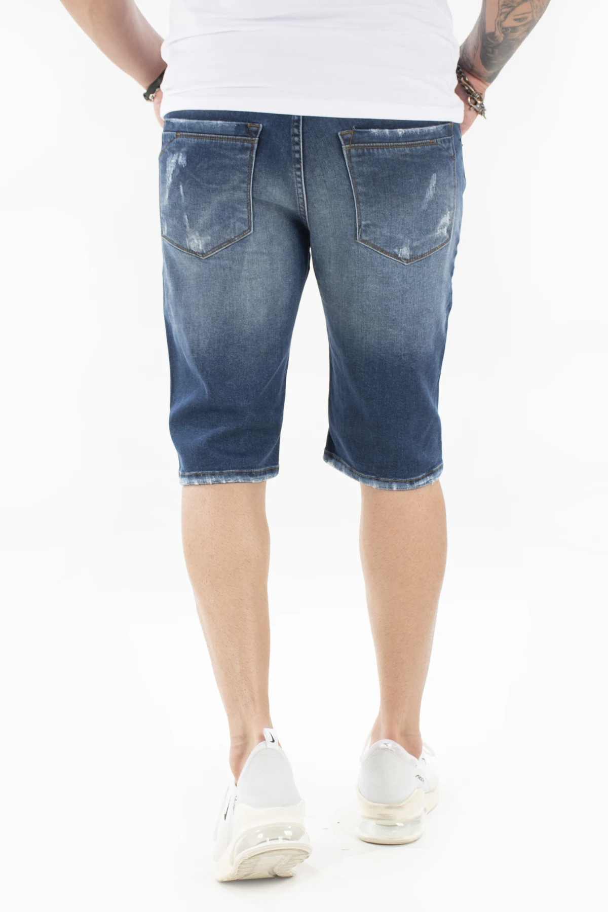 

DeepSEA Male Laser Cut Enzim-Flushing Capri Jeans 2100016