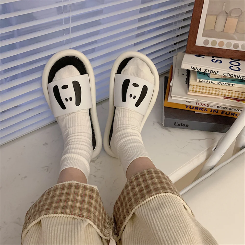 2023 Women's Slippers Summer Four Seasons Indoor Home Sandals and Slippers Cute Cartoon Cute Dog House Slippers Funny Shoes