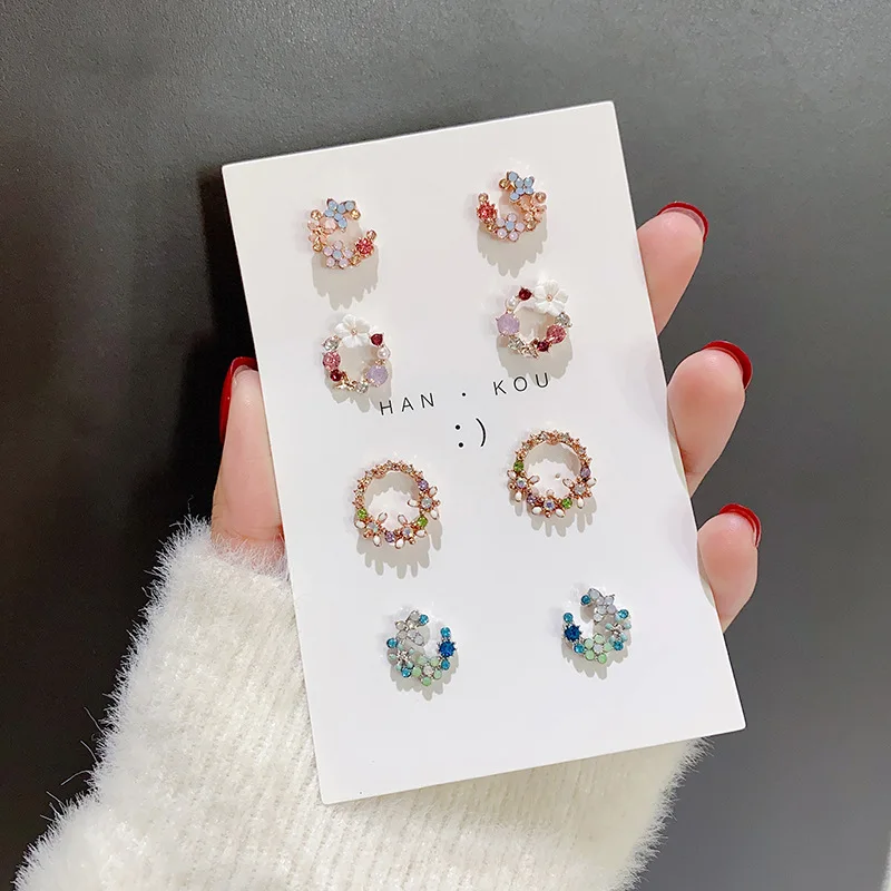 

JENZIEE S925 Silver Needle Flower Temperament Small Fresh Daisy Earrings for Women Girls Personality Earrings TravelJewelry