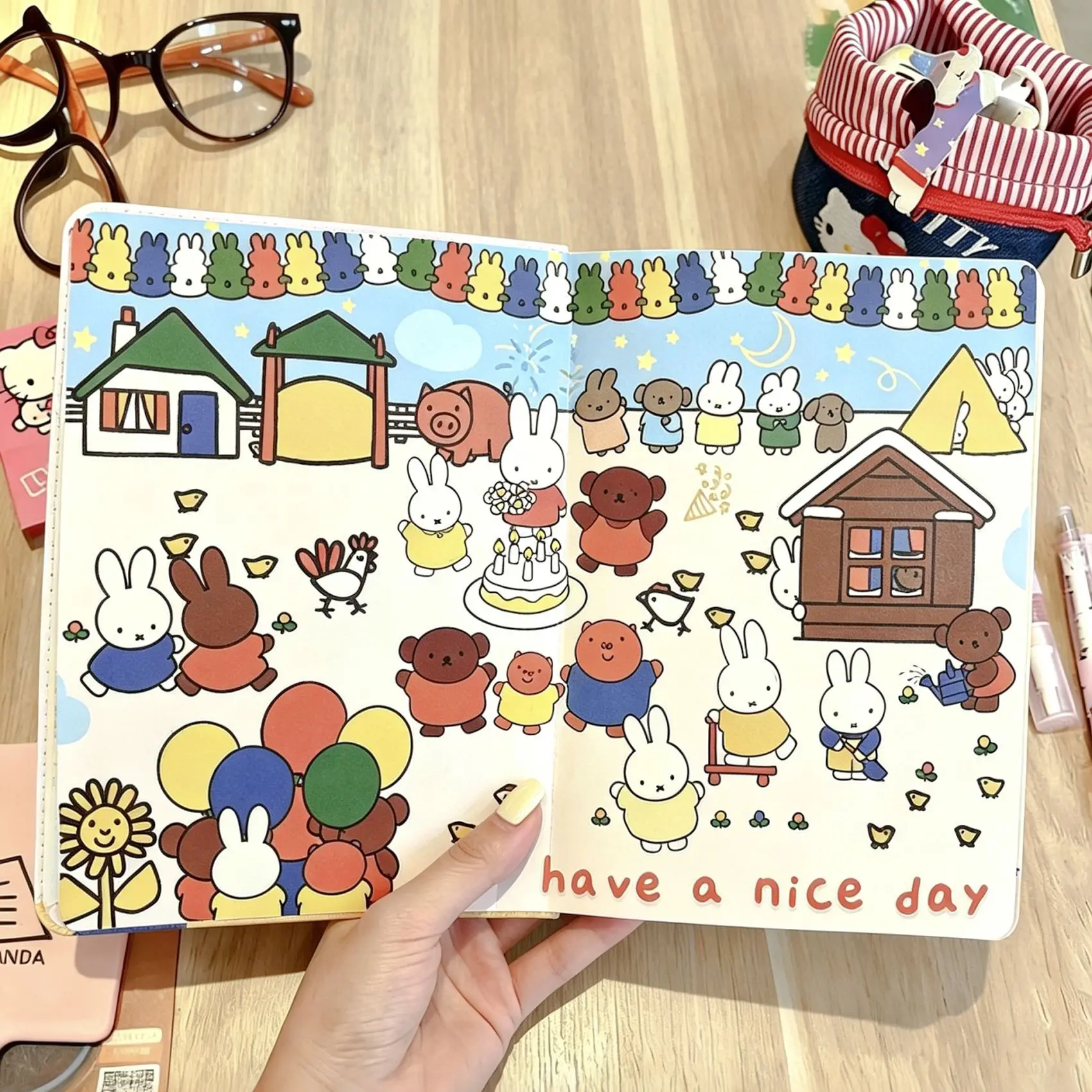 Фото Прекрасный блокнот Miffy B6 с милыми иллюстрациями, цветными страницами, студенческий блокнот, подарочный дневник, отправить другу, мультяшный дизайн. №3