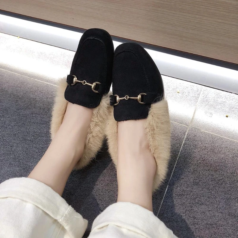 

2022 autumn winter wear Metal chains flock flat loafers single shoes brushed rabbit hair shoes female Comfortable casual shoes