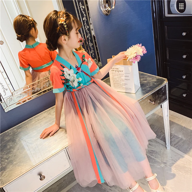 

Modern Kids Summer Cheong-Sam Dress Princess Children Traditional Clothes Floral Embroidery Girls Dress Baby Qipao Cheongsam