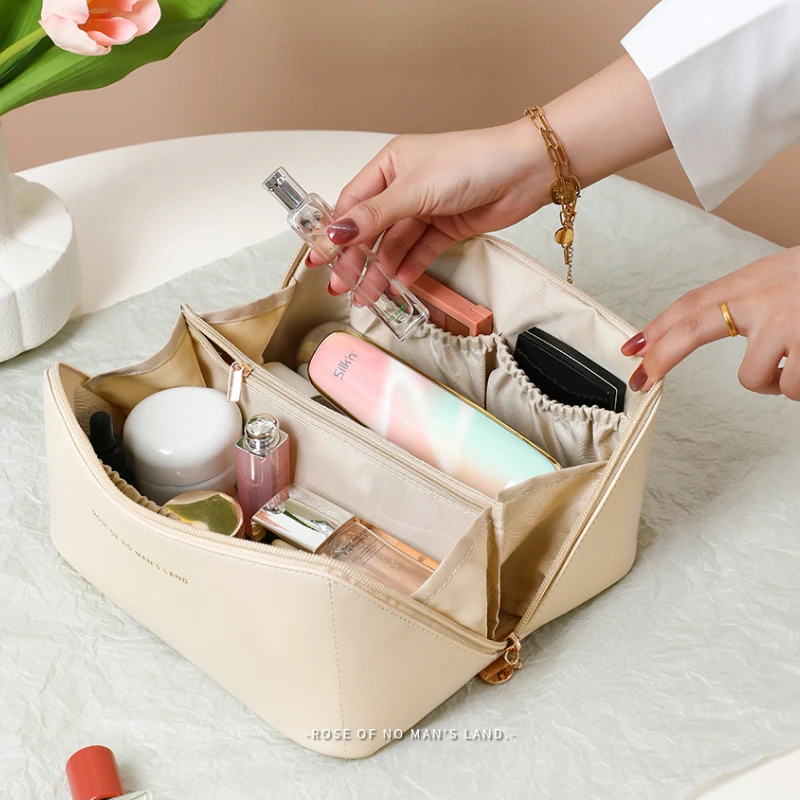 

Large Capacity Cosmetic Bag Cosmetic Storage Bag PU Leather Portable Travel Toiletry Bag Women Cosmetic Bag Toiletries Organizer