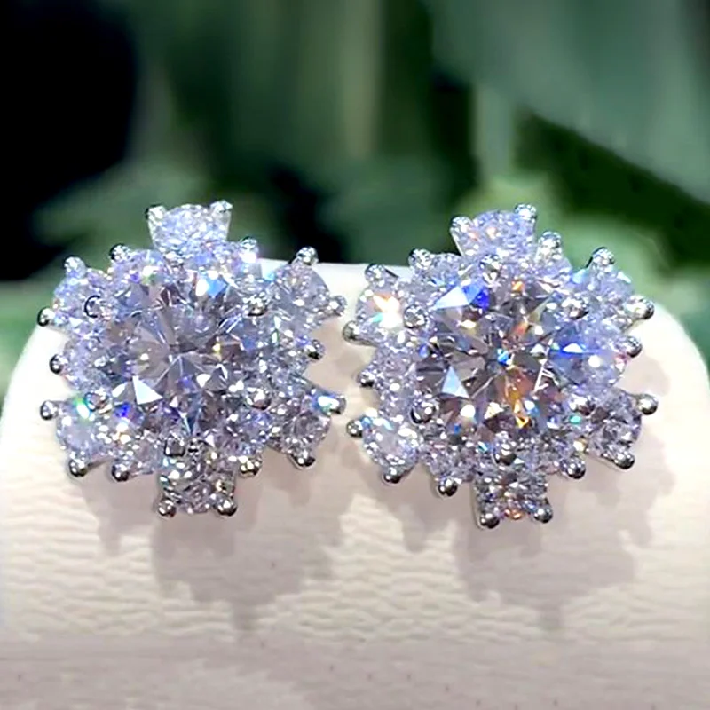 

Ne'w AAA Cubic Zirconia Stud Earrings for Women Flower Shaped Engagement Wedding Earrings High Quality Silver Color Jewelry