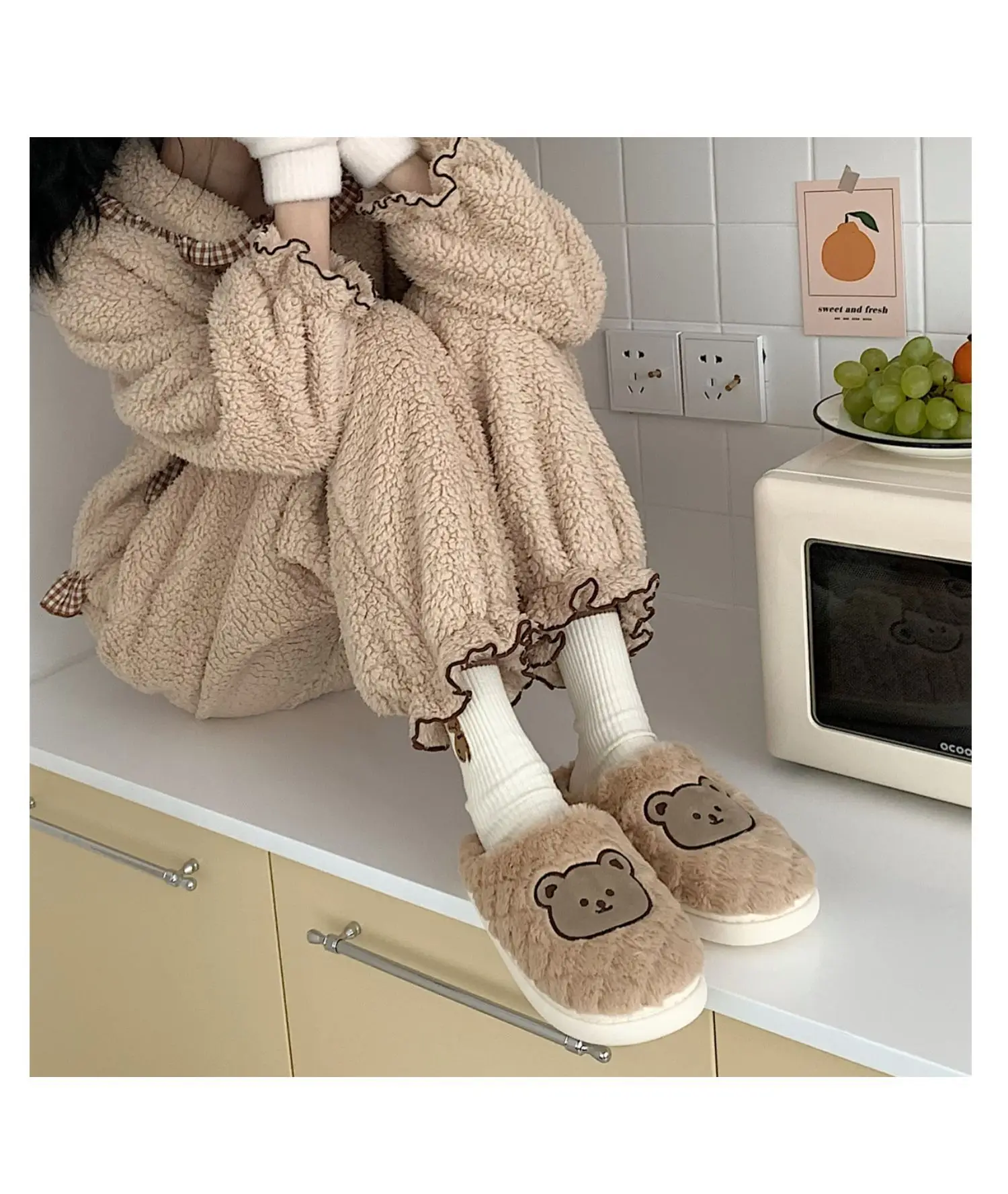 Cartoon Cute Bear Slippers Winter Warm Indoor Animal Plush Women's Flat Bottom Cartoon Kawaii Fluffy Girls Home Cotton Slippers