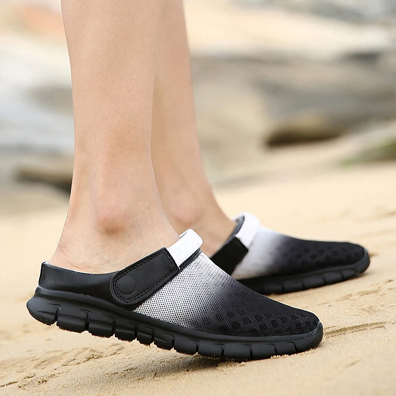 Fashion Clogs Men and Women Beach Sandals Lightweight Quick Drying Water Shoes Comfortable Breathable Swimming Slippers Slip-on
