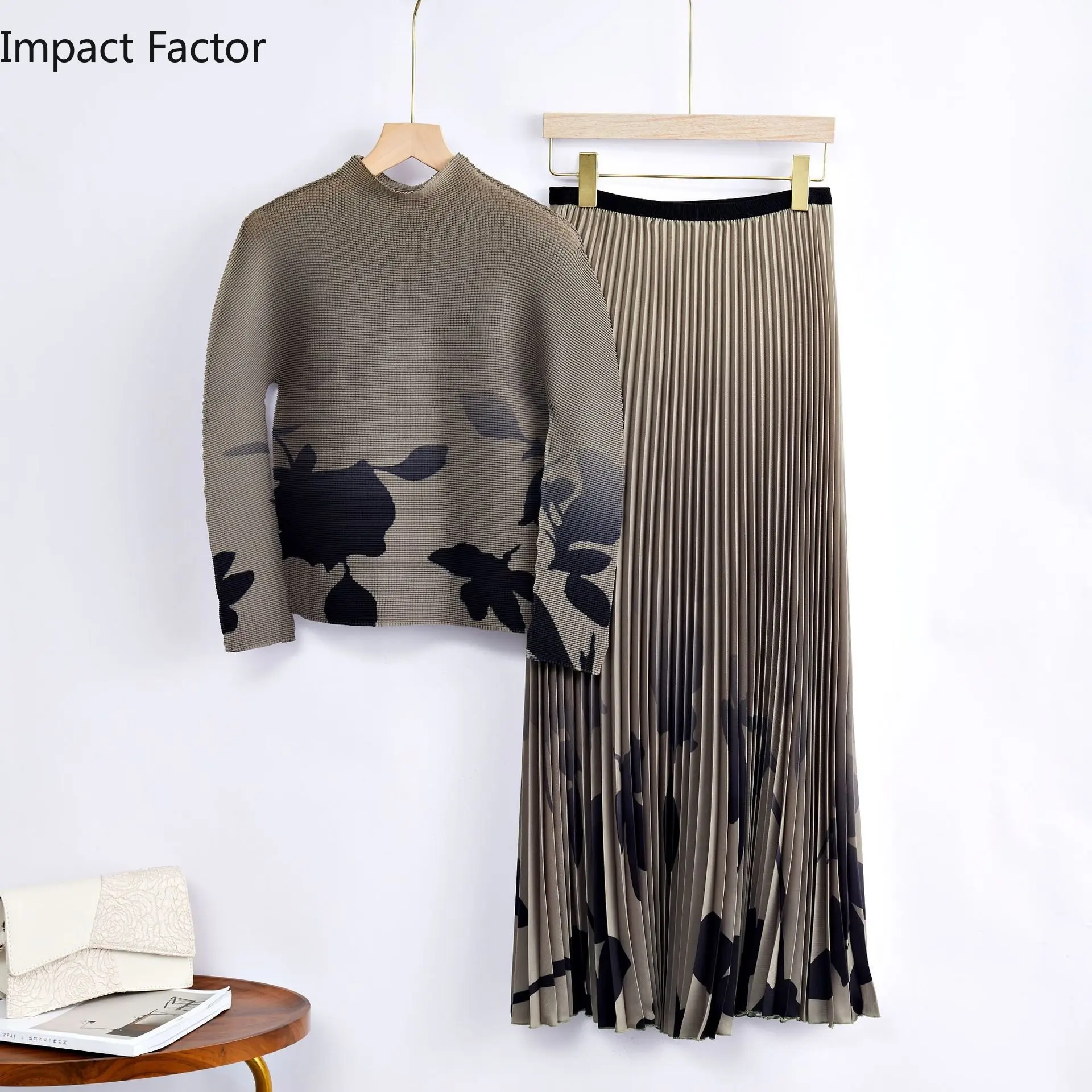 2024 Высококачественная плиссированная футболка Sanzhai с цветочным принтом и