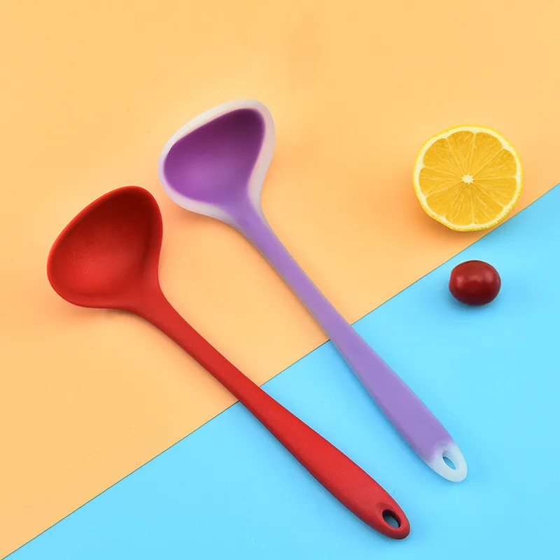 Маленькая утолщенная силиконовая ложка столовая посуда японская кухонная