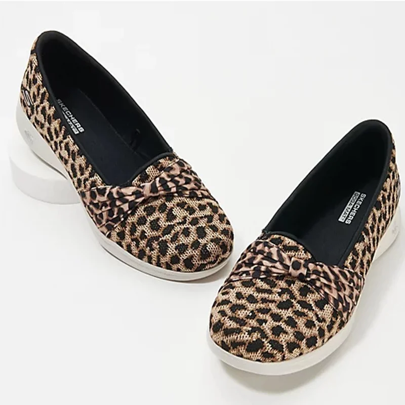 2022 Spring Shoes Women New Leopard Slip on Ladies Comfortable Casual Loafers 35-43 Large-Sized Female Trendy Sneakers