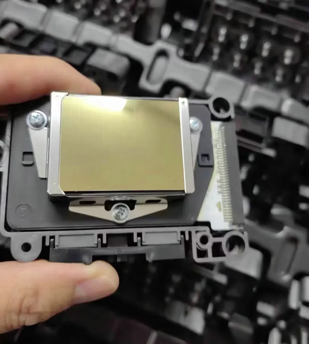 Печатная головка разблокированная/Первая/вторая заблокированная F1890010 DX7