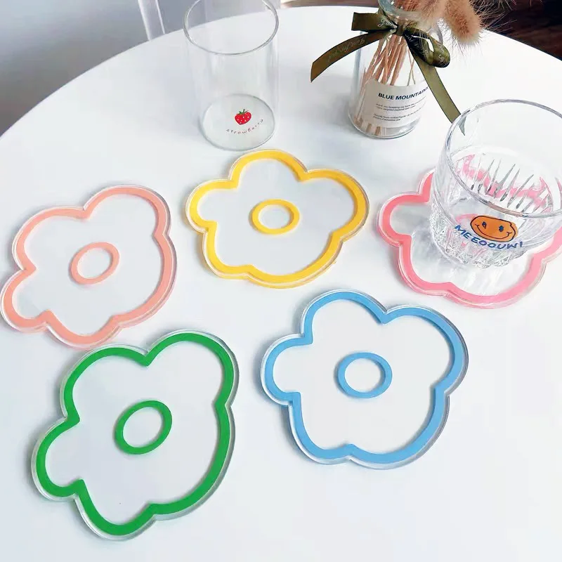 

Cute Flower Shaped Coaster Transparent Acrylic Tableware Pad Heat Insulation Cup Mat Household Table Decoration Kitchen Tool