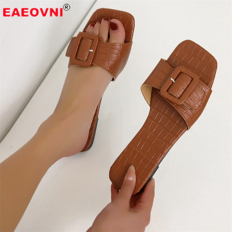 

Women's Slippers Fashion Casual Belt Buckle Open Toe Women's Shoes 2022 Summer New Leather Beach Slippers Ladies Sandals