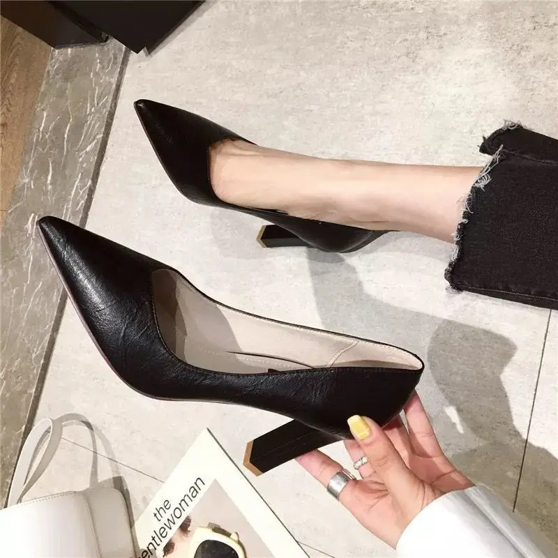 

Women Pointed Toe Thick Heel Shoes French High Heels Professional Shallow Mouth Nonslip Breathable Fashion 2022 New Spring