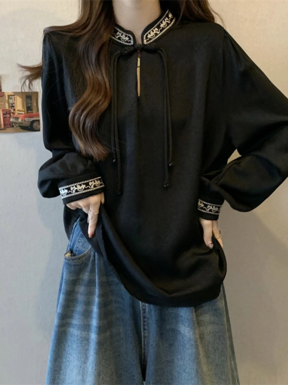 Plus Size Plus size women clothing Early Spring Chubby Girl National Sle Buckle Long sleeve Shirts Embroidery New Chinese Sle...