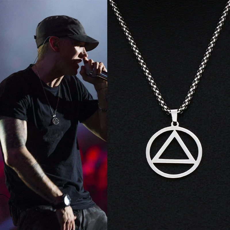 

Titanium Steel Pochita Pendant Necklace for Woman Trend Cute Chainsaw Man Necklace Cartoon Anime Gift Devil Hunter Denji Cosplay