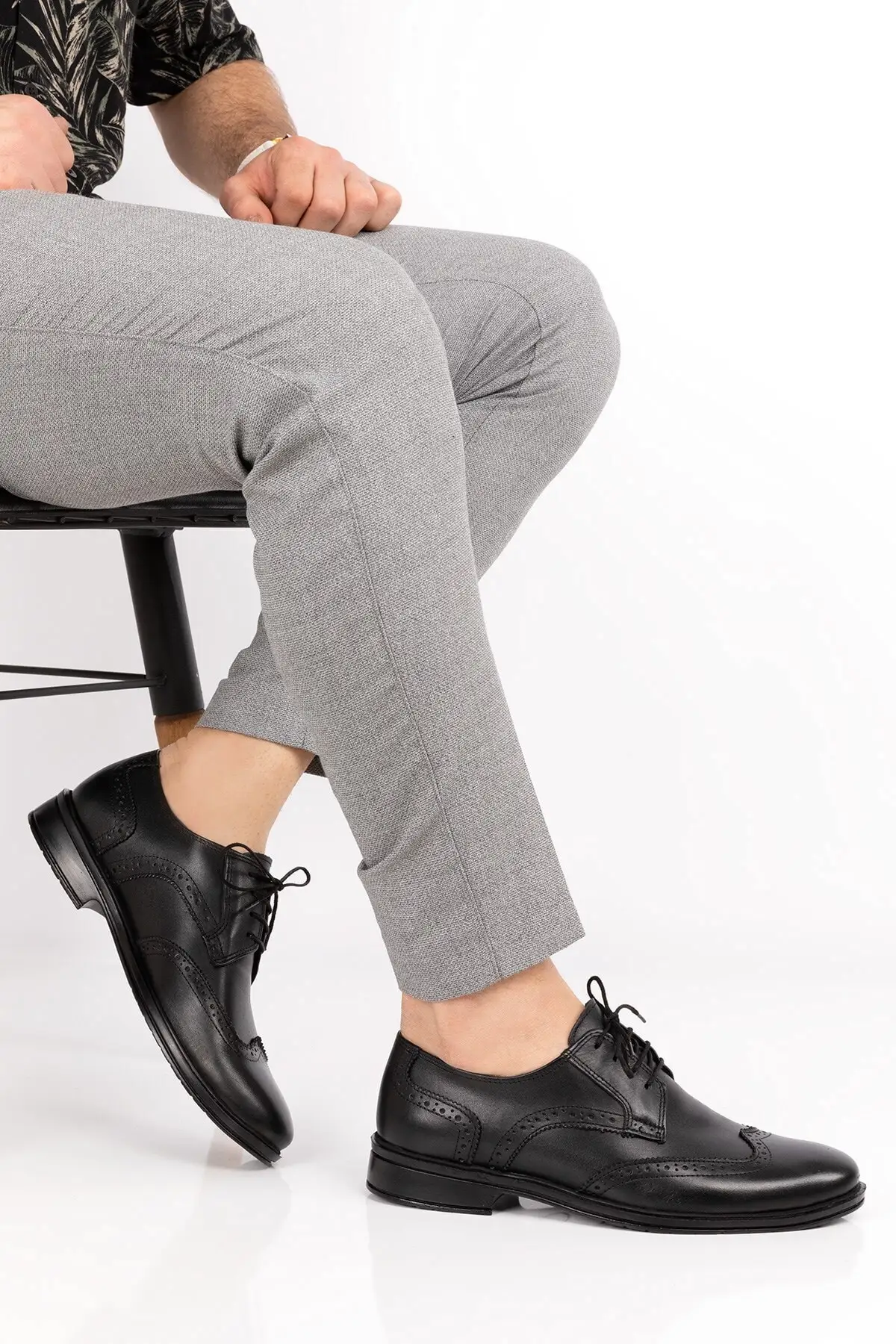 

Men's Shoes Black Leather Ultra Light Classic Casual Summer New Style Men Loafers Soft Comfortable Comfortable Shoes