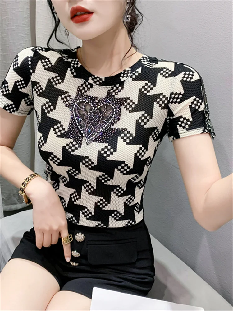 

#7381 Summer Printed Mesh T Shirt Women Hollow Out Diamonds Sexy Tight T-shirt Female Round Neck Retro Office Womens Tee Shirts