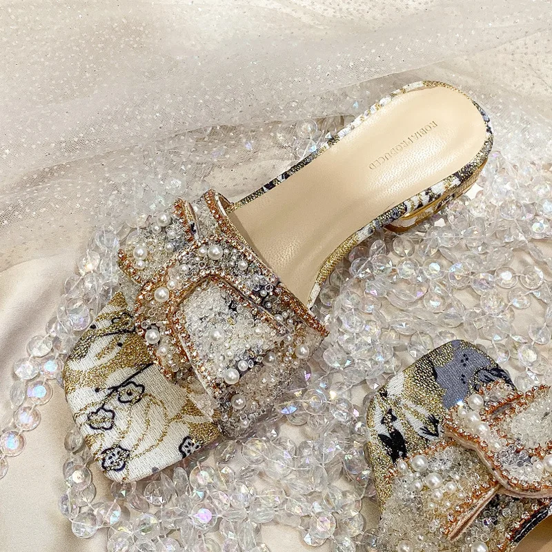 

2022 New Chunky Heel Fashion Flat Ladies Rhinestone Slippers Womens Shoes Comfort Summer Peep Toe Shoes Free Shipping