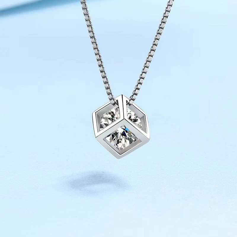 

S925 new pt950 platinum Moissan diamond pendant 1-carat necklace platinum pendant love Rubik's Cube light luxury fashion gift