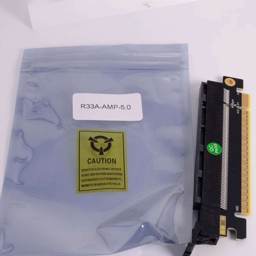 Адаптер PCI-E 5.0 4.0 X16, переходник PCI Express 5.0 16X (штекер) на 16X (гнездо), защитная карта-райзер с углом поворота 180 градусов для графических процессоров (GPU) (art.: 3920da6717895) - 3920da6717895