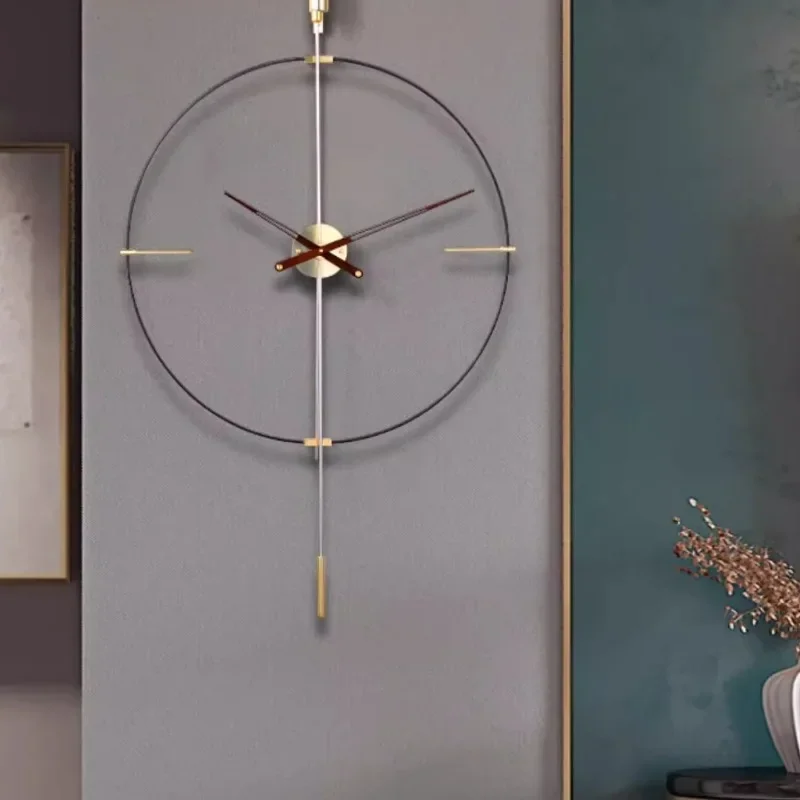 Однотонные настенные часы с рамкой из сплава гостиной современные роскошные