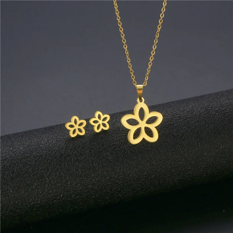 

Stainless Steel Flower Pattern Designer Women Jewelry Set for Women Flower Bridesmaid Gift Earrings Set Necklace Accessories
