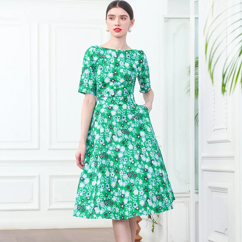 High end floral dress, a new French cotton one shoulder fairy umbrella skirt in summer