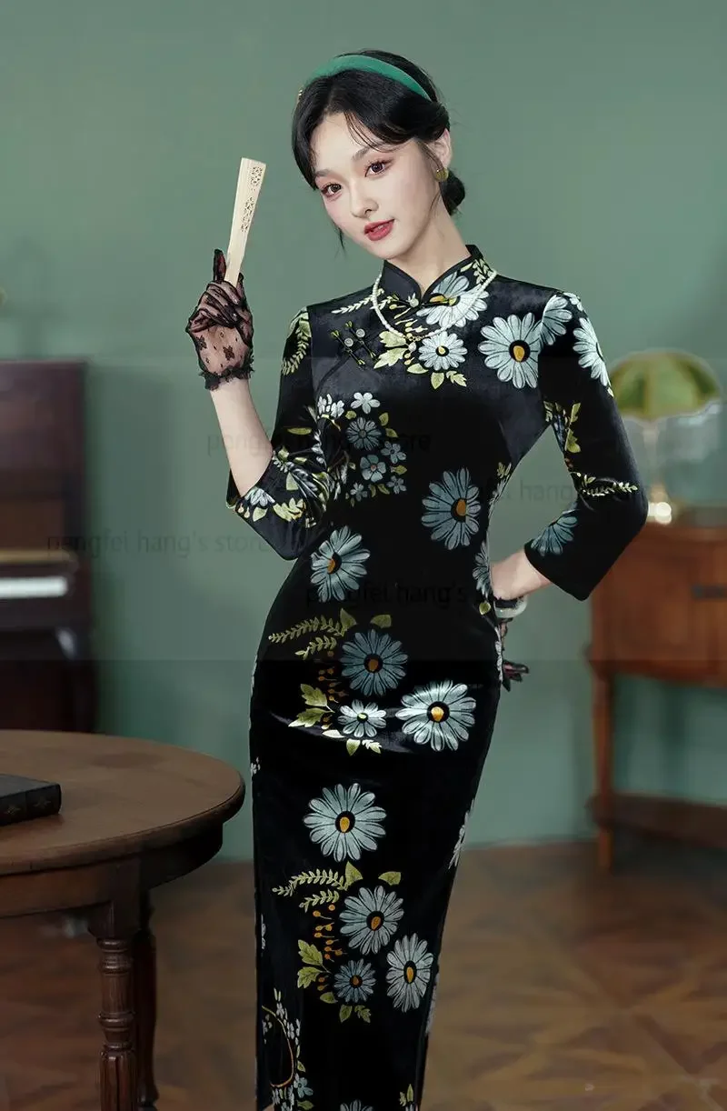 Женское элегантное зимнее теплое велюровое платье Ципао традиционное с