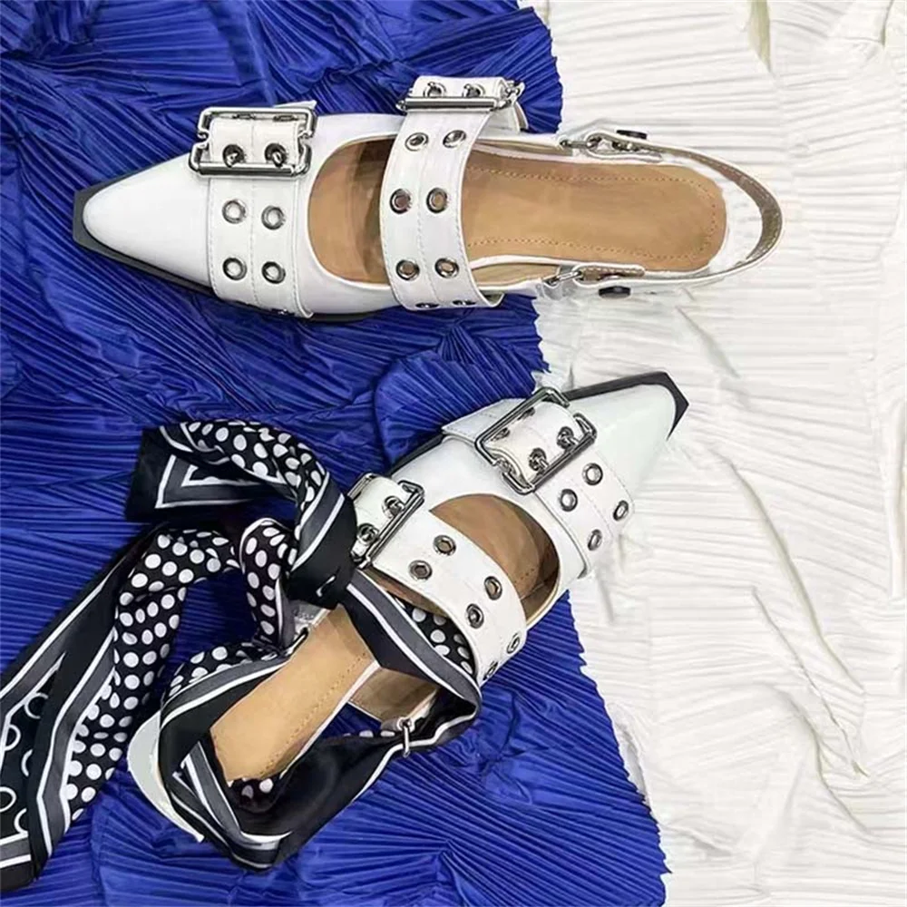 

2024 Spring/Autumn New Women's Flat Cusp Hasp Toe Sandal Sexy Lacing Hollow Out Hollow Out