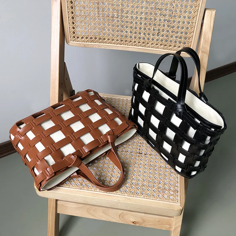 

23 Fashion Ins Bag Small Crowd Woven Net Red Style Korean Hand-held Women's Bag Vegetable Basket Bag Hollowed Out High-end Tote