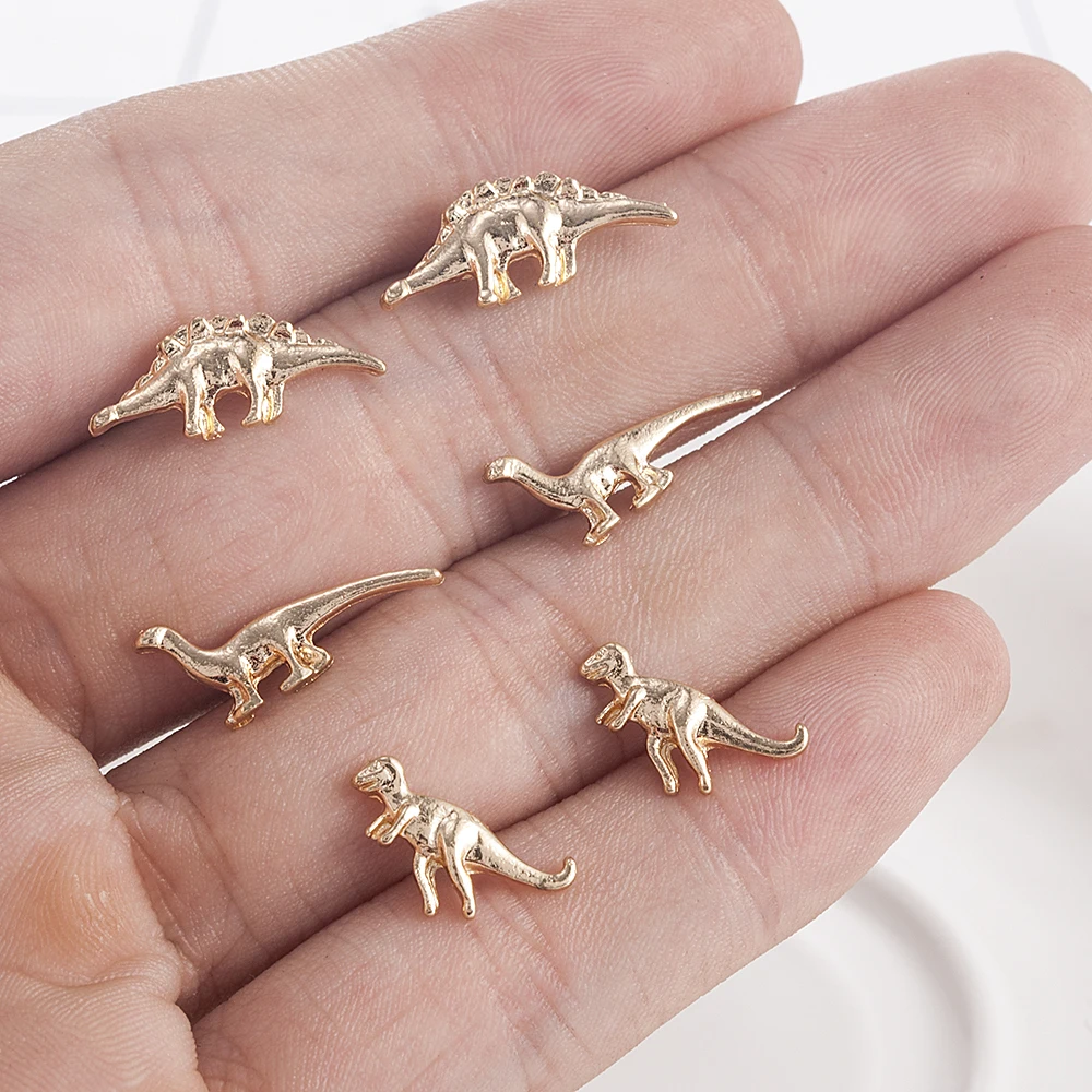 

6 pcs Funny Dinosaur Earrings for Women Cute Mini Dinosaur Stud Earrings for Girl Fashion Ear Stud Ear Accessories Jewelry Gift