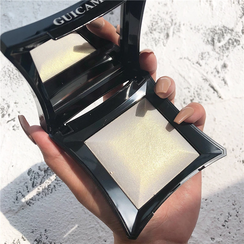 

GUICAMI NEW Highlighter Makeup Shimmer Powder Highlighter Palette Base Illuminator Highlight Face Contour Golden Bronzer