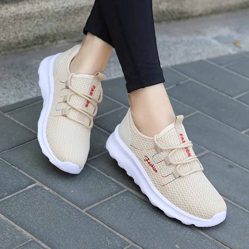 Casual Fashion Big Size Weave Women's Flat Shoes 42 Breathable Air Mesh Comfortable Women's Sneakers Outdoor Walking Women Shoes
