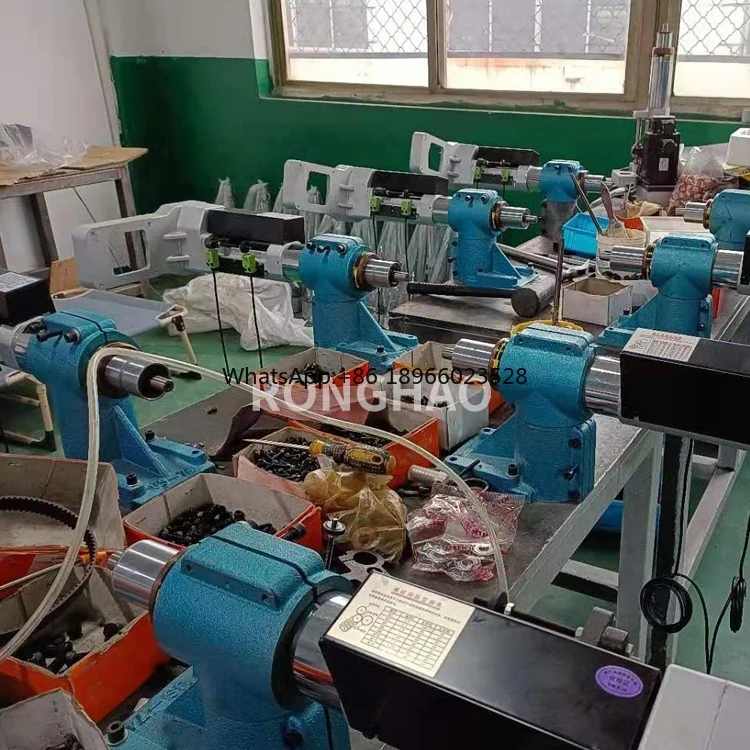 Горизонтальный сверлильный и резьбонарезательный станок с регулируемым углом