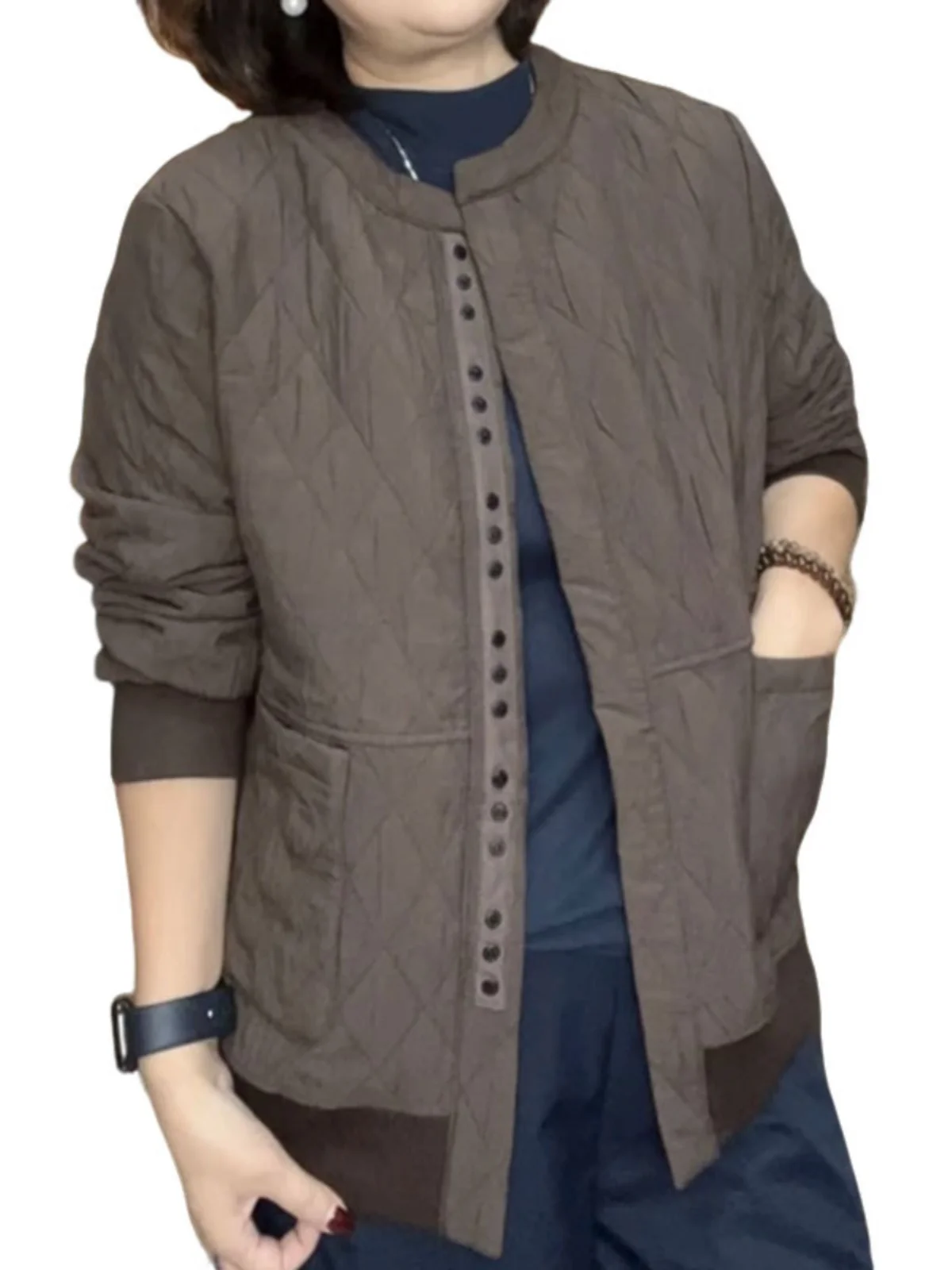 Однобортная одежда для мам среднего возраста в стиле ретро с ромбовидной клеткой