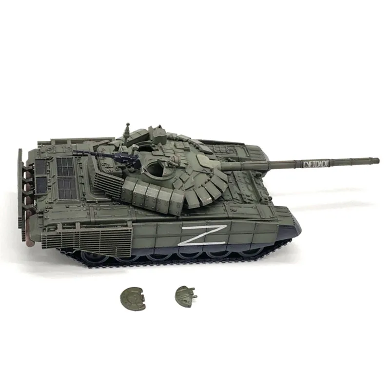 

Модель танка T72 в масштабе для российских специальных операций