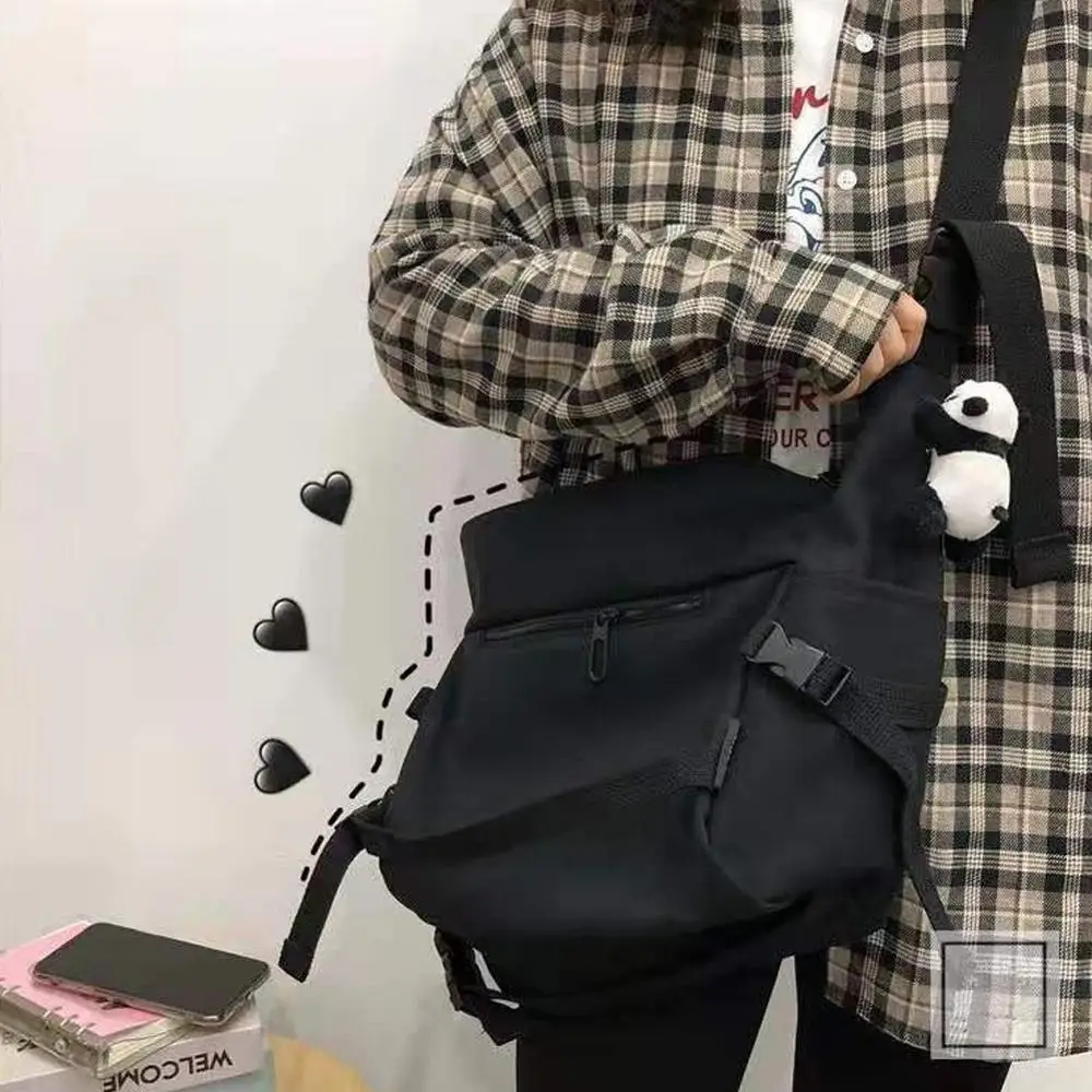 

Ladies Pocket Canvas Tooling Postman Bag Korean Cell Phone Simple Crossbody Bags Casual Flap Shoulder Bag