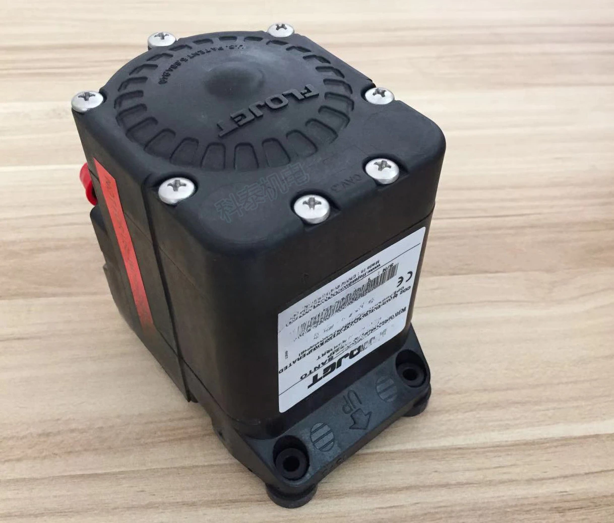 Пневматический мембранный насос FLOJET G 575215 Г 575205