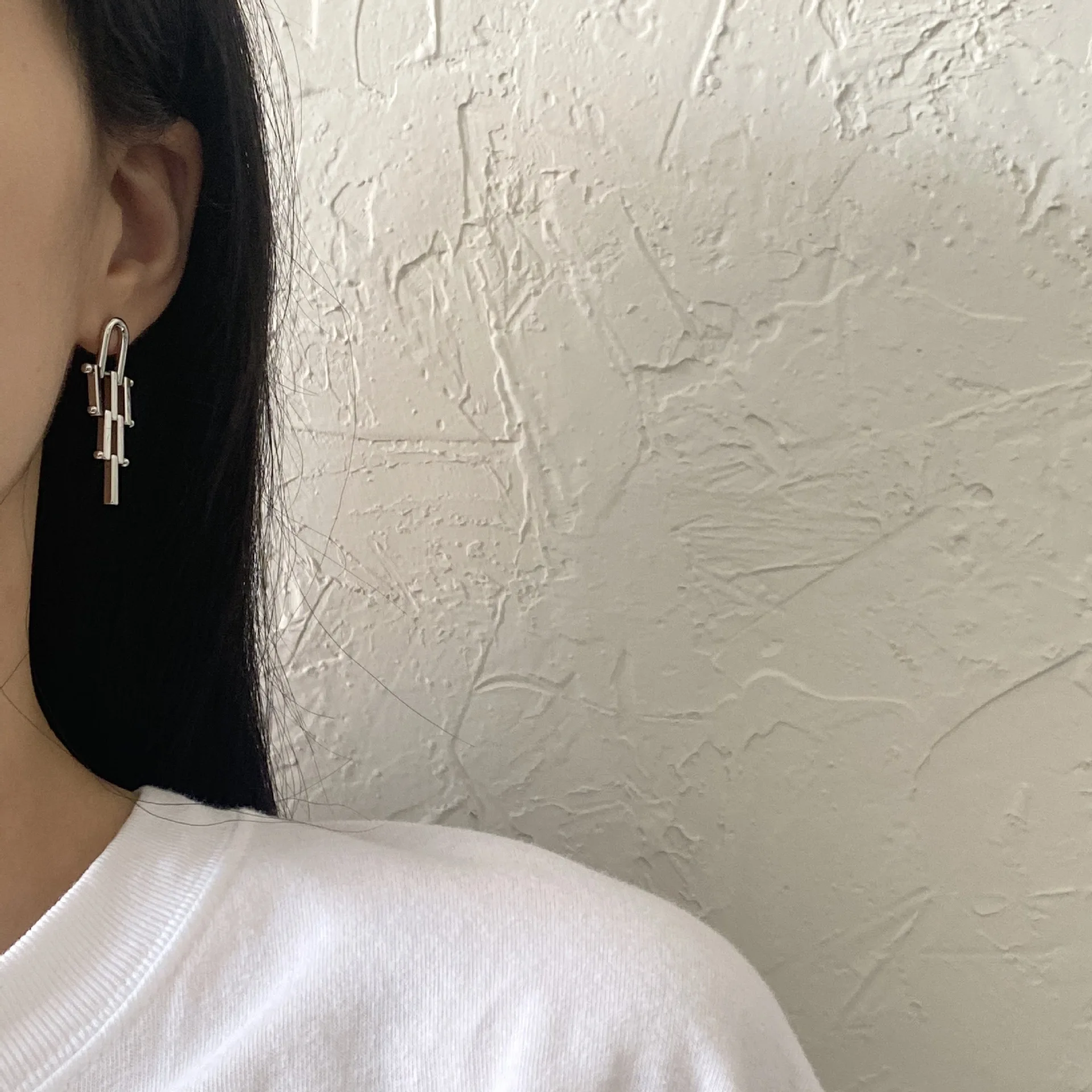 

Fashion earrings Irregular personality girls swing earrings