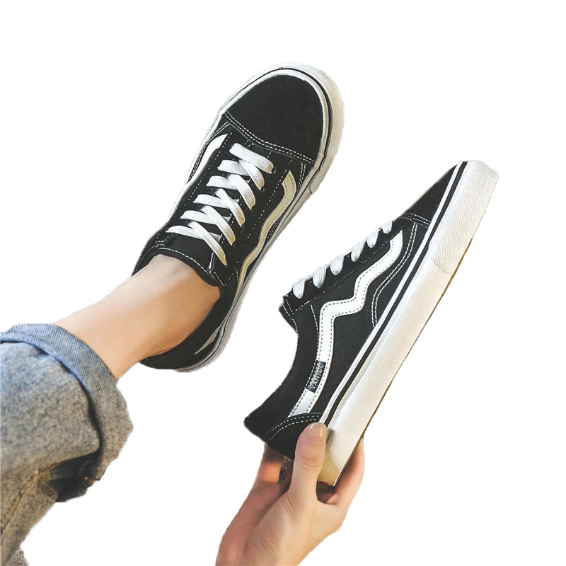 

Fashion Unisex Canvas Shoes For Men Women Casual Vulcanized Sneakers Lovers Couple Gym Tennis Flats Outdoor Walking Streetwear