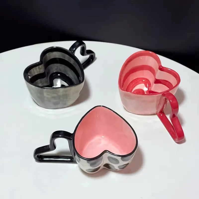 

Ceramic Love Mug 2023 New Creative Hand-painted Striped Cow Print Valentine Coffee Cup Drink Cup