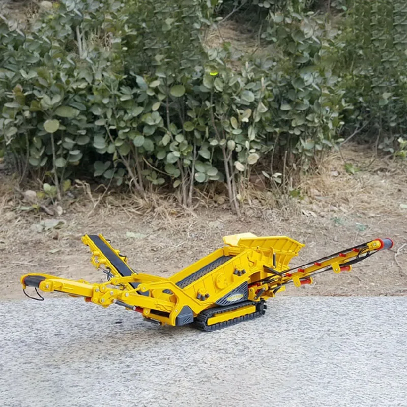 

1:50 Scale Keestrack Screening Crusher Crawler Alloy Simulation Construction Machinery Model Collection Gift Toy